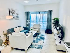 Photo #4 of 54 Floor Palm & Sea View Dubai Marina. LUX / NEW in Dubai, United Arab Emirates