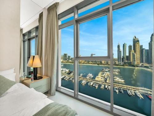Photo #2 of Upscale family friendly 4 bedroom on Private Beach with Amazing Views in Dubai, United Arab Emirates