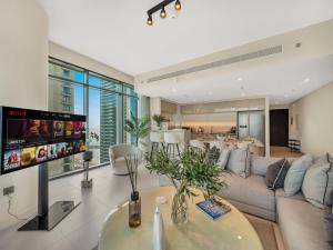 Photo #5 of Upscale family friendly 4 bedroom on Private Beach with Amazing Views in Dubai, United Arab Emirates