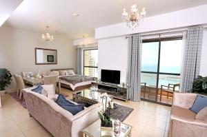 Photo #6 of Luxury Casa - Grand Sea View Apartment JBR Beach 2BR in Dubai, United Arab Emirates