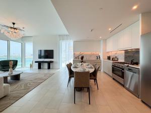 Photo #5 of Remarkable 2BR+storage in JBR with Sea View in Dubai, United Arab Emirates