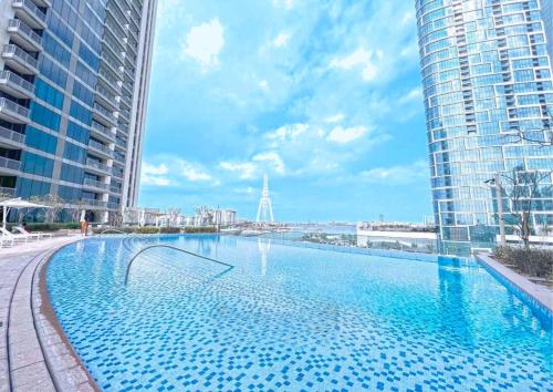 Photo #2 of Luxurious Marina & Sea views 1BR near Blue Waters Dubai Marina By Maxx Value Homes in Dubai, United Arab Emirates