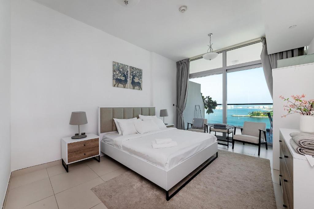 Photo #1 of Private Beach Sea View HighFloor Palm Jumeirah in Dubai, United Arab Emirates