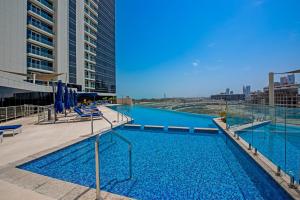 Photo #4 of Golf Views in 30th Floor in Dubai, United Arab Emirates