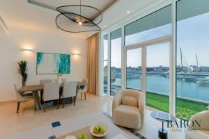 Photo #4 of Luxe Waterfront Oasis the Palm in Dubai, United Arab Emirates