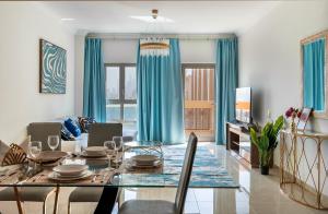 Photo #5 of GLOBALSTAY at Palm Jumeirah Beachfront Paradise with Pool and Gym in Dubai, United Arab Emirates
