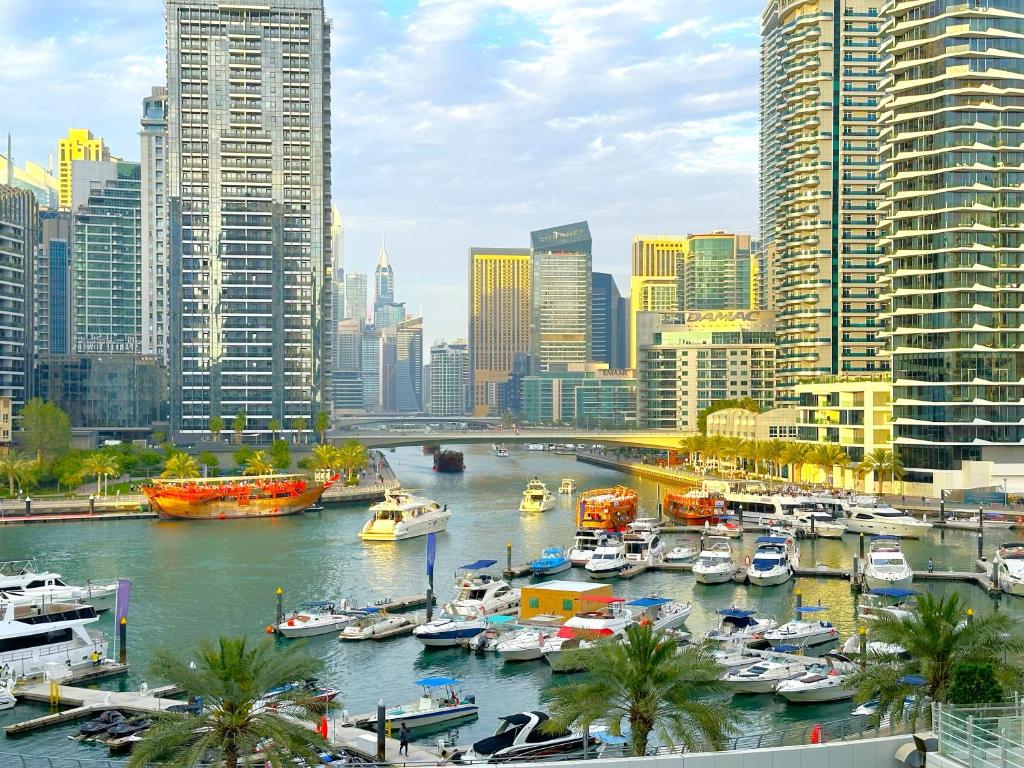 Photo #1 of Luxury Studio w Marina View & New Furnishings for 4 Pax in Dubai, United Arab Emirates