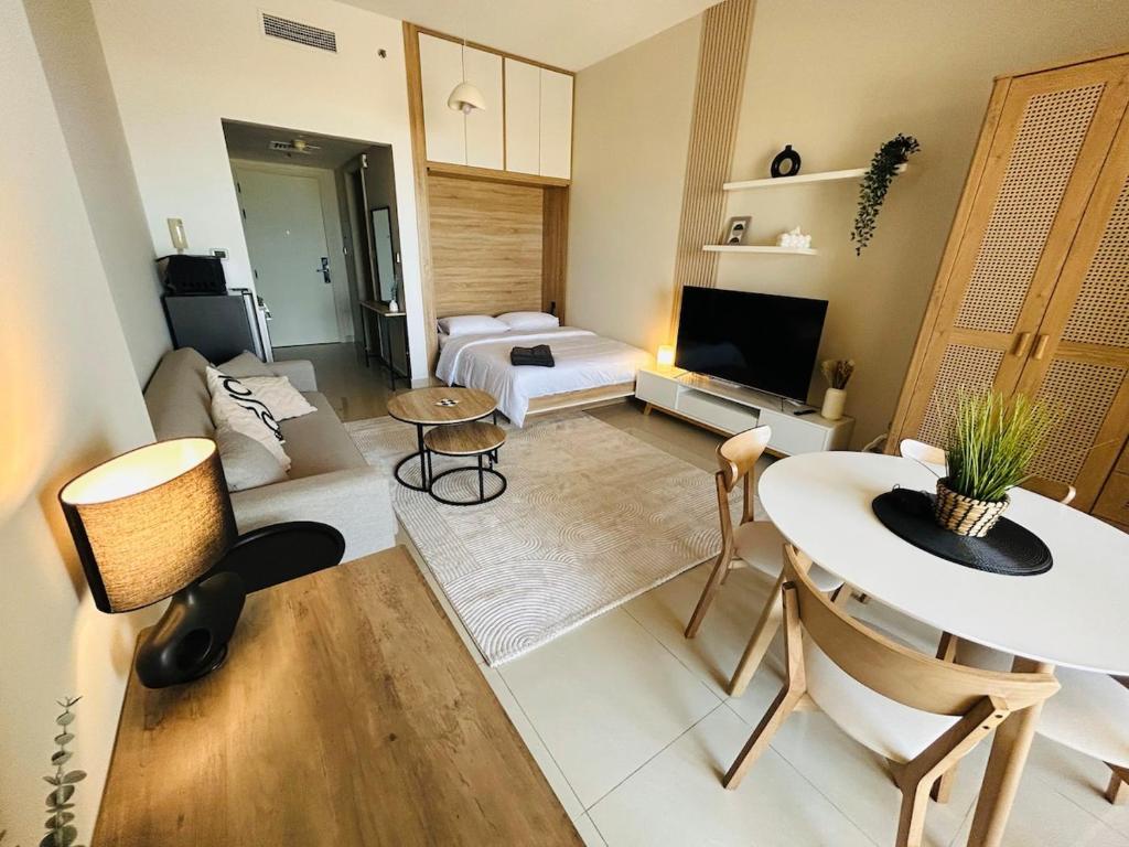 Photo of Seaview Sanctuary Studio, Coastal Living Al Hamra in Al Jazeera Al Hamra Qaryat Al Hamra, United Arab Emirates