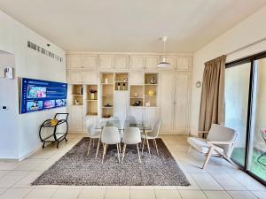 Photo #5 of Charming spacious studio apartment in the heart of JBR By SWEET HOMES in Dubai, United Arab Emirates