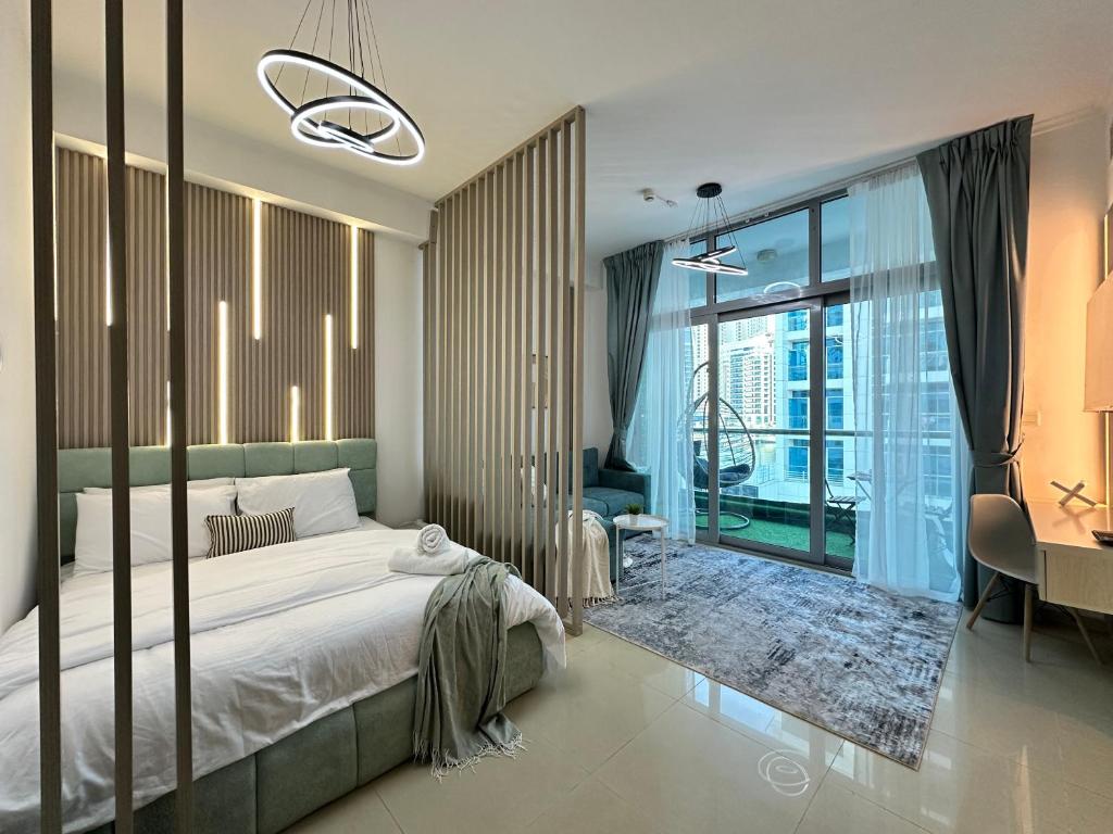 Photo #1 of Stylish Studio with Stunning Marina Canal Views near to the Beach in Dubai, United Arab Emirates