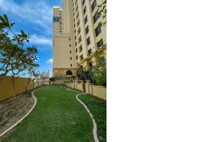 Photo #6 of FavDubai presents 2BR apartment in The Heart of JBR and Dubai Marina 150 m to JBR Beach with famous Ain Dubai view the biggest ferris wheel in the world Swimming pool access, air-conditioned gym, free parking & Housekeeping in Dubai, United Arab Emirates