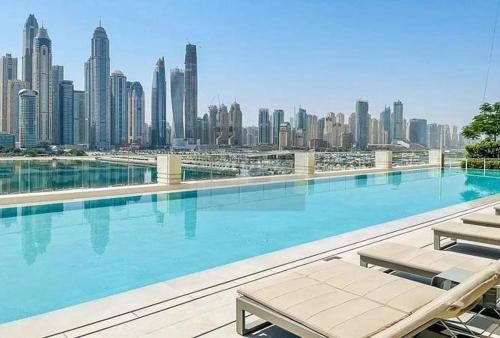 Photo #2 of Amazing Brand New 1BR with Private Beach Access in Palm Jumeirah, United Arab Emirates