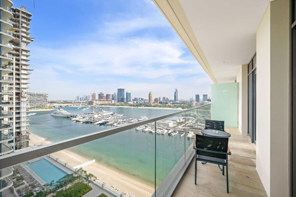 Photo #1 of Silkhaus Sea & Palm View 1BDR at Marina Vista in Dubai, United Arab Emirates