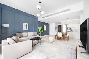 Photo #6 of Silkhaus Sea & Palm View 1BDR at Marina Vista in Dubai, United Arab Emirates