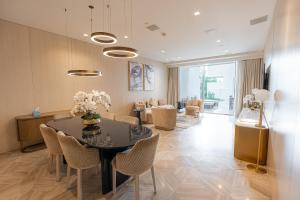 Photo #6 of Daniels 3BR and Maid's Room in Five Palm with Garden View in Dubai, United Arab Emirates