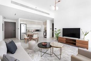 Photo #4 of Silkhaus Sea & Palm View 1BDR in Marina Vista in Dubai, United Arab Emirates
