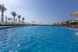 Photo #6 of Azizi Mina The Palm, Free beach and pool access in Dubai, United Arab Emirates
