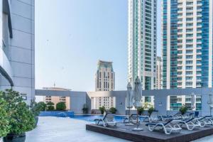 Photo #4 of Beautiful and modern 1BR Apartment in Dubai Marina with sea view in Dubai, United Arab Emirates