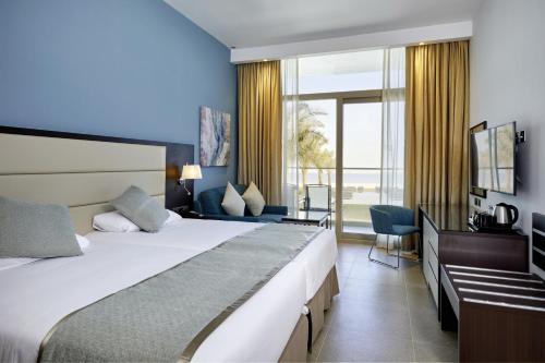 Photo #2 of Riu Dubai Beach Resort - All Inclusive in Dubai, United Arab Emirates