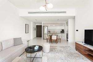 Photo #5 of Silkhaus Sea View 1BDR Luxurious New Tower in Dubai, United Arab Emirates