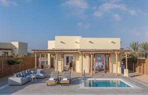 Photo #4 of Anantara Sir Bani Yas Island Al Yamm Villa Resort in Al Ruwais, United Arab Emirates