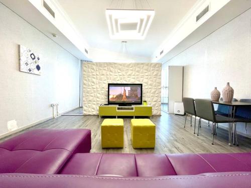 Photo #2 of Fabulous Residential Private Apartment Upgraded Full Sea & Mangrove Views Abu Dhabi - Not Hotel - 1106 in Abu Dhabi, United Arab Emirates