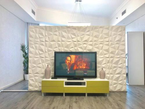 Photo #3 of Fabulous Residential Private Apartment Upgraded Full Sea & Mangrove Views Abu Dhabi - Not Hotel - 1106 in Abu Dhabi, United Arab Emirates