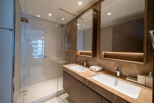 Photo #3 of Homes & Beyond I Modern 2 BR Apt with Beach Access in Dubai, United Arab Emirates