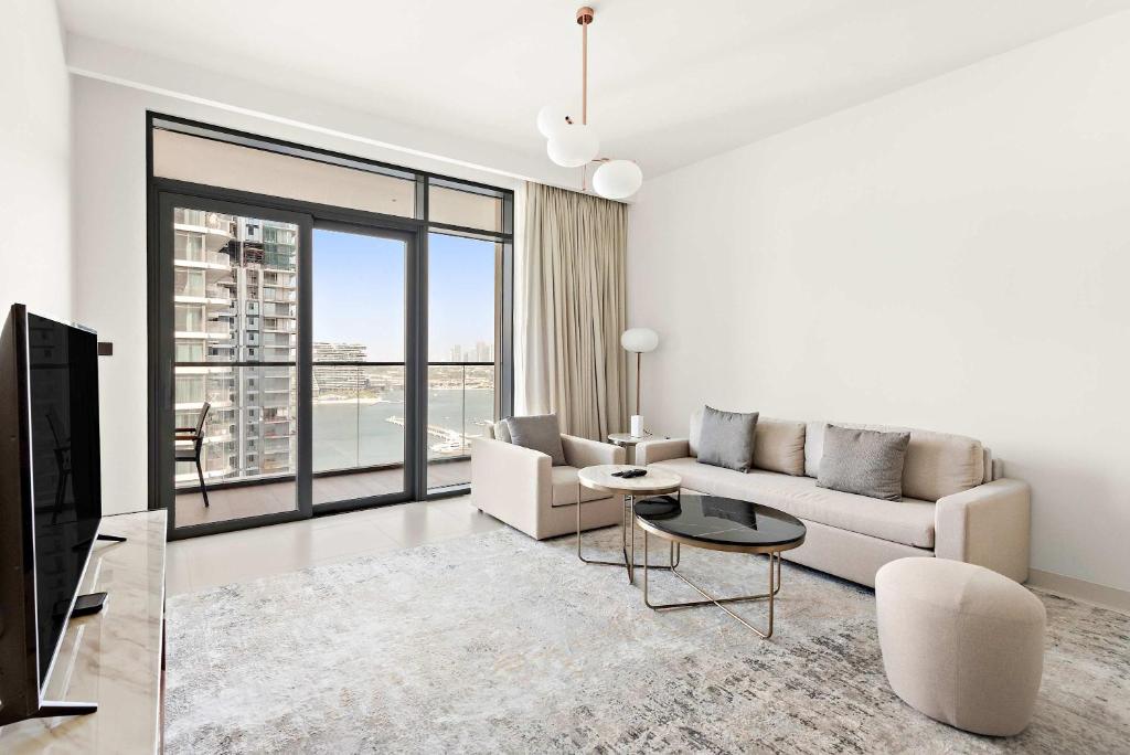 Photo #1 of Silkhaus Cozy 1 BDR in Marina Vista Private Beach in Dubai, United Arab Emirates