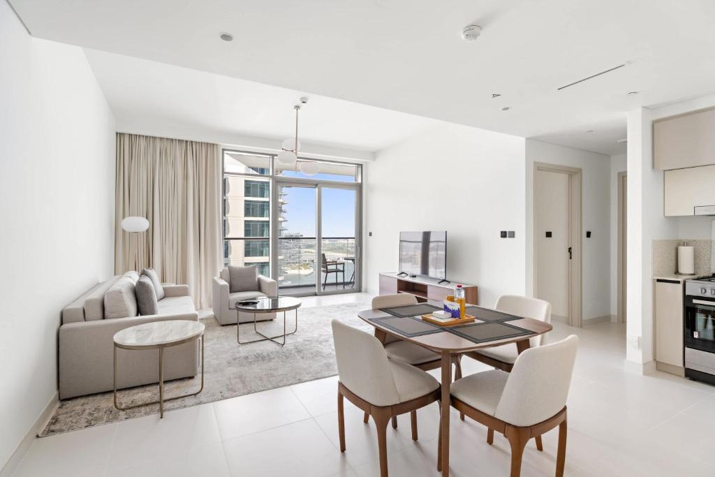 Photo #1 of Silkhaus 1BDR with Private Beach Skyline Views in Dubai, United Arab Emirates