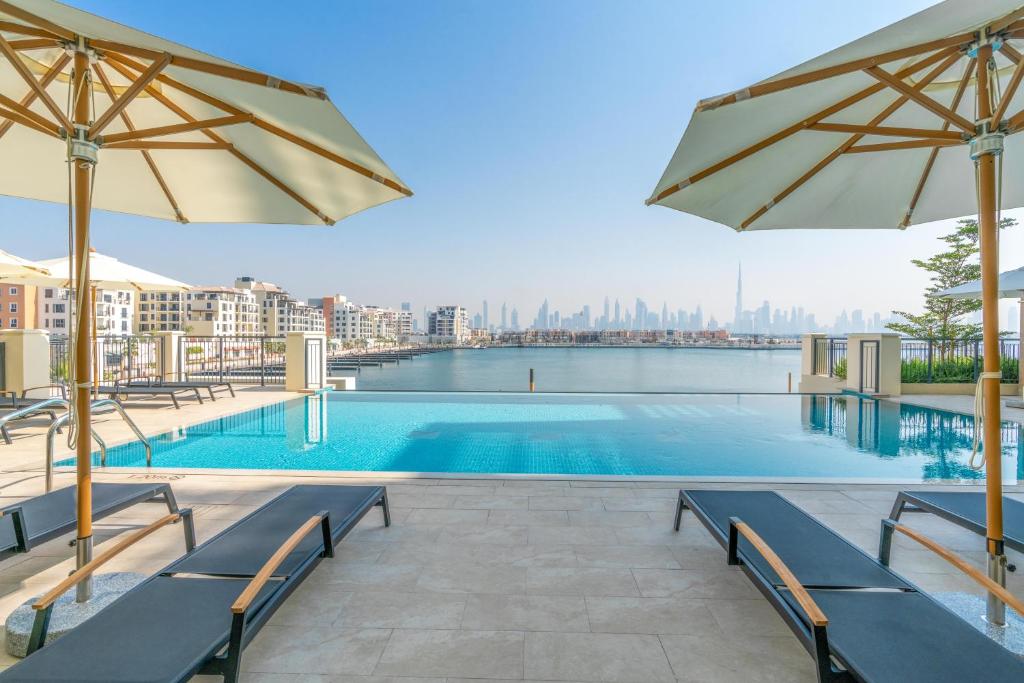 Photo #1 of Ultimate Stay with Big Terrace, Amazing Sunset, Perfect for 4 People in Dubai, United Arab Emirates