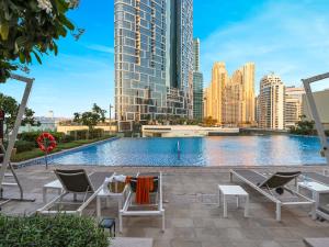 Photo #4 of Brand New! Dubai Eye & JBR Beach Panorama! in Dubai, United Arab Emirates