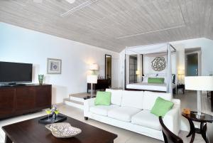 Photo #6 of Carlisle Bay in Old Road, Antigua and Barbuda