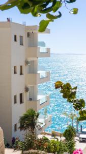 Photo #4 of Blue Bay Hotel in Saranda, Albania