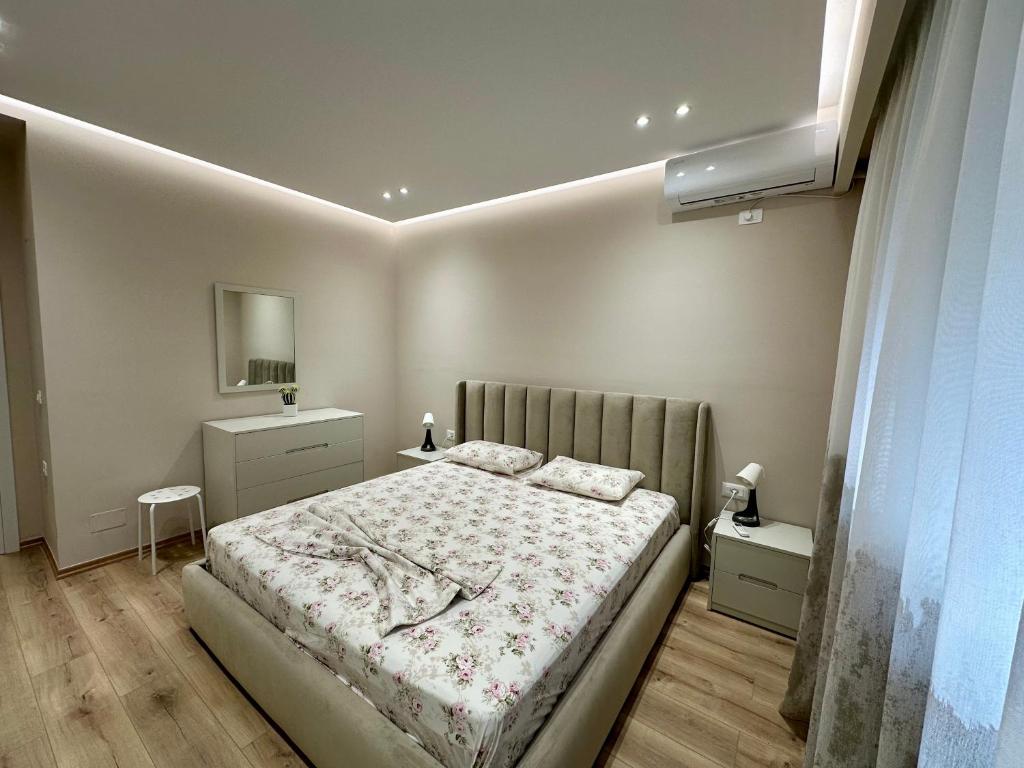 Photo of Deluxe Seaside Apartment Saranda Terraces in Sarandë, Albania