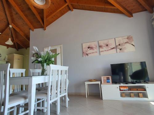Photo #3 of Anna Apartments in Saranda, Albania
