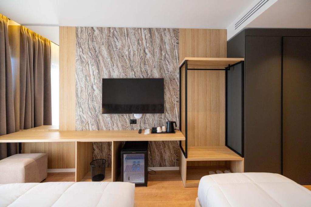 Photo #1 of Tris3 Hotel in Vlorë, Albania