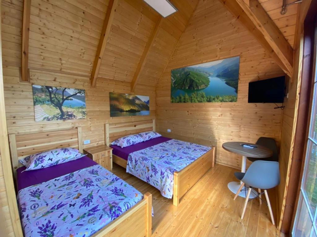 Photo of 5 Stinet in Berishë, Albania