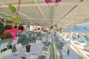 Photo #4 of Oceanic Overview Suites in Saranda, Albania