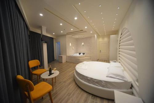 Photo #2 of Hotel Elesio in malirobit, Albania