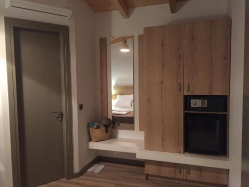 Photo #3 of First House in Himarë, Albania