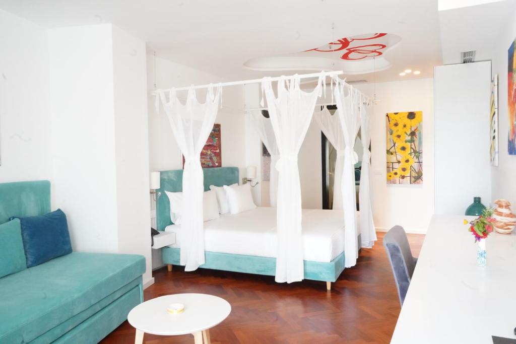 Photo of Bougainville Bay Hotel in Sarandë, Albania