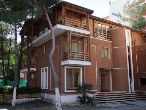 Photo #3 of Hotel Adriatik 2 in Durrës, Albania