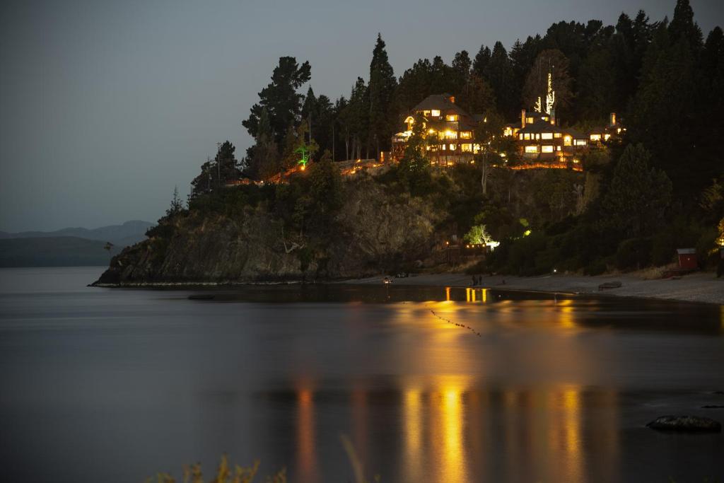 Photo of Charming Luxury Lodge & Private Spa in San Carlos de Bariloche, Argentina