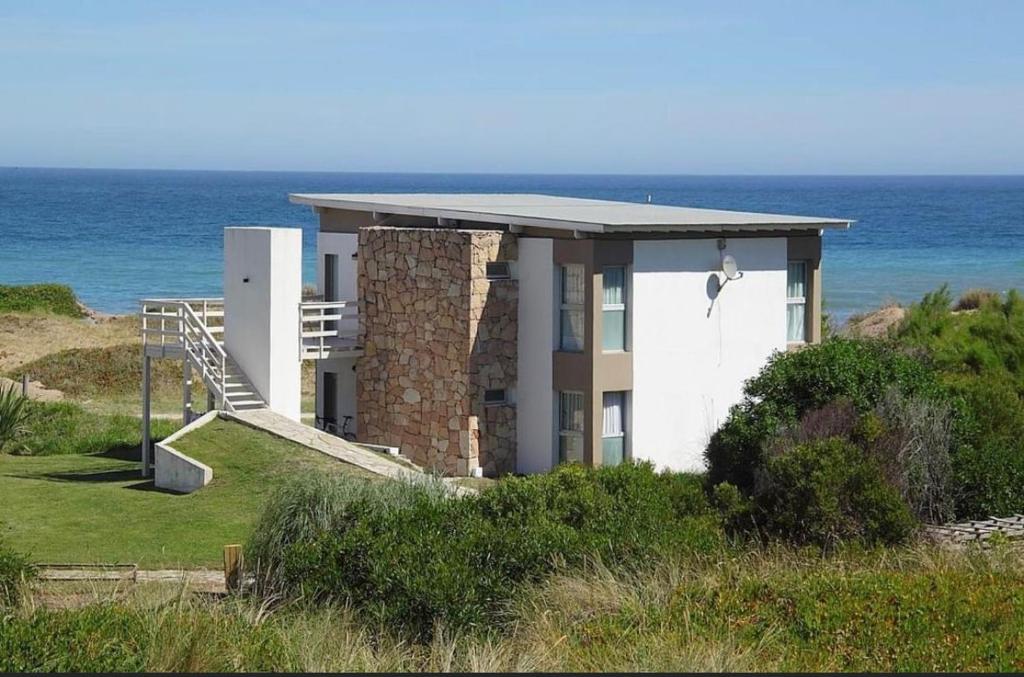 Photo #1 of Frontera Sur Apart in Miramar, Argentina