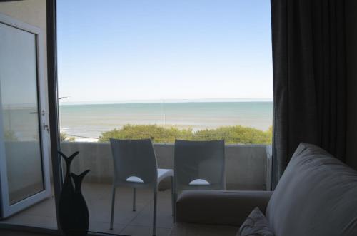 Photo #3 of DPTO FRENTE Al MAR EN QUEQUEN CON PISCINA in Quequén, Argentina