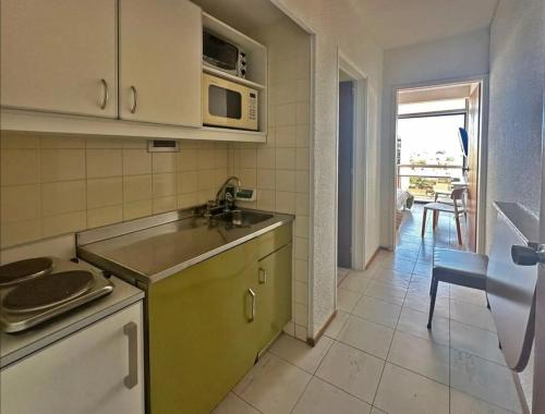Photo #3 of Apartamento Miramar Primera Linea de Playa in Miramar, Argentina