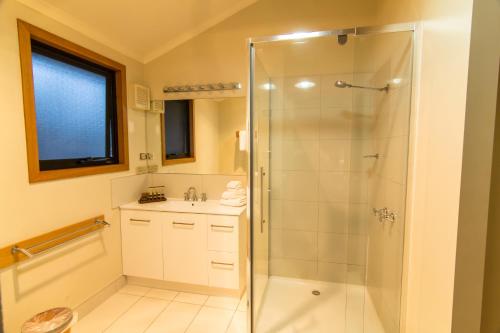 Photo #3 of Freycinet Lodge in Coles Bay, Australia