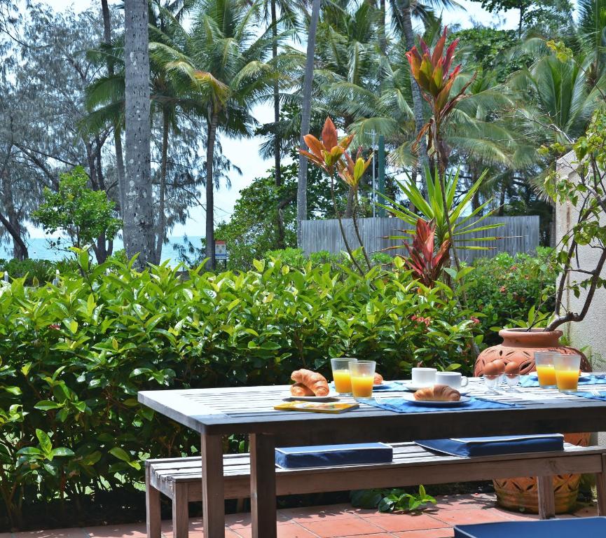 Photo of Number 2 On The Beach | Beautiful Beachfront Villa in Port Douglas, Australia
