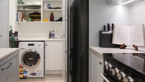 Photo #2 of Sea Dunes Luxury Apartments in Moana, Australia
